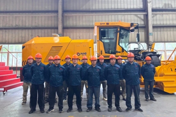 祝賀！中國重汽集團柳州運力公司除雪車班榮獲“全國工人先鋒號”